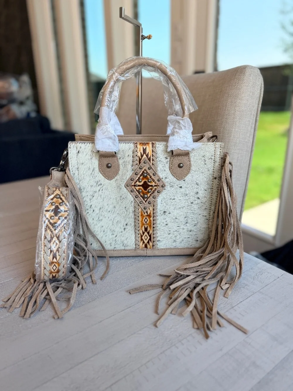 Trinity Ranch Hair On Cowhide Tote/Crossbody Khaki